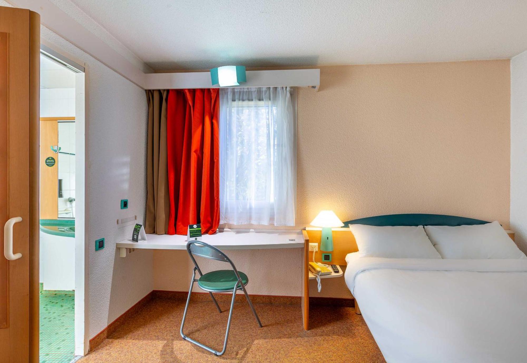 B&B Hotel Blois Nord Vallee Maillard Exteriör bild