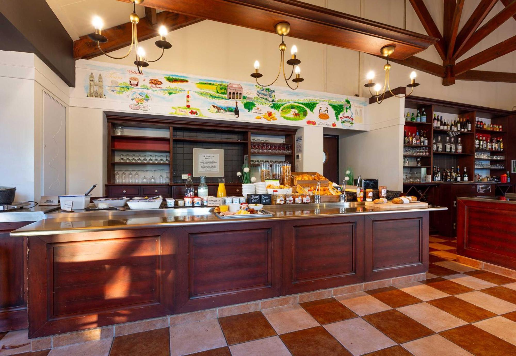 B&B Hotel Blois Nord Vallee Maillard Exteriör bild