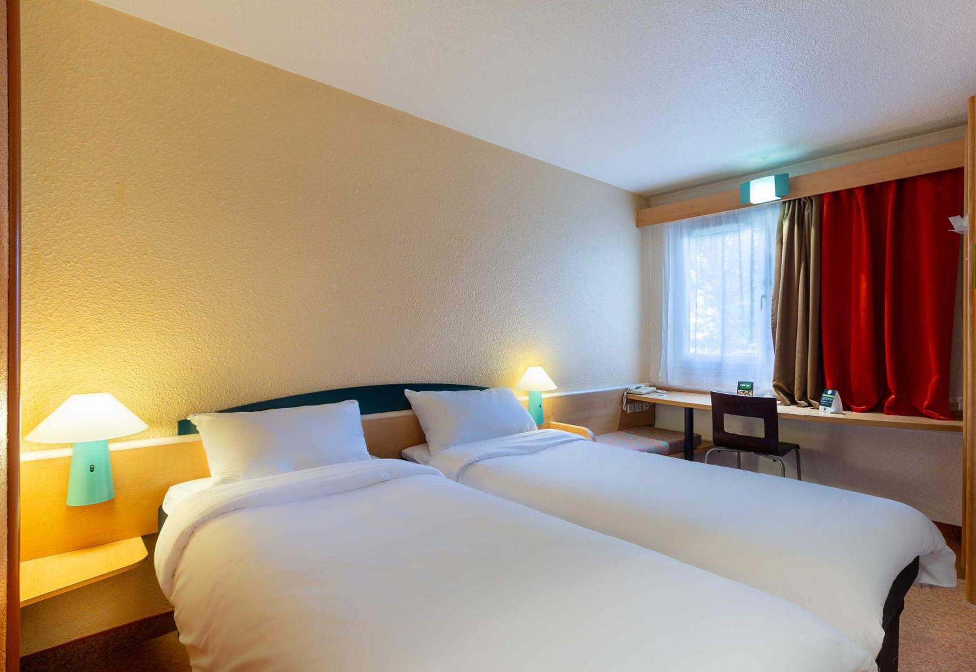 B&B Hotel Blois Nord Vallee Maillard Exteriör bild